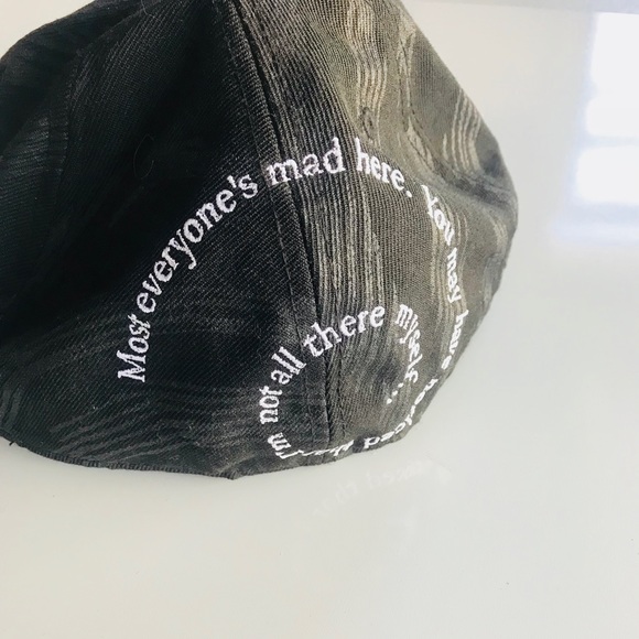 RARE Disney Alice in Wonderland Cheshire Cat Hat - Picture 4 of 6